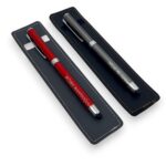 Öğretmenler Günü Hediyesi 2'li İsme Özel El Yapımı Deri Kılıflı Touch Pen Kalem Seti