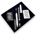 2 İsme Özel Touchpad Tükenmez Kalem 2 Ejderha Desenli Benzinli Çakmak 4 Parça Kişiye Özel Set