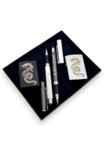 2 İsme Özel Touchpad Tükenmez Kalem 2 Ejderha Desenli Benzinli Çakmak 4 Parça Kişiye Özel Set