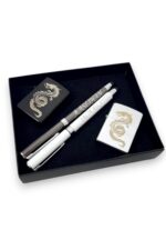 2 İsme Özel Touchpad Tükenmez Kalem 2 Ejderha Desenli Benzinli Çakmak 4 Parça Kişiye Özel Set - Görsel 4