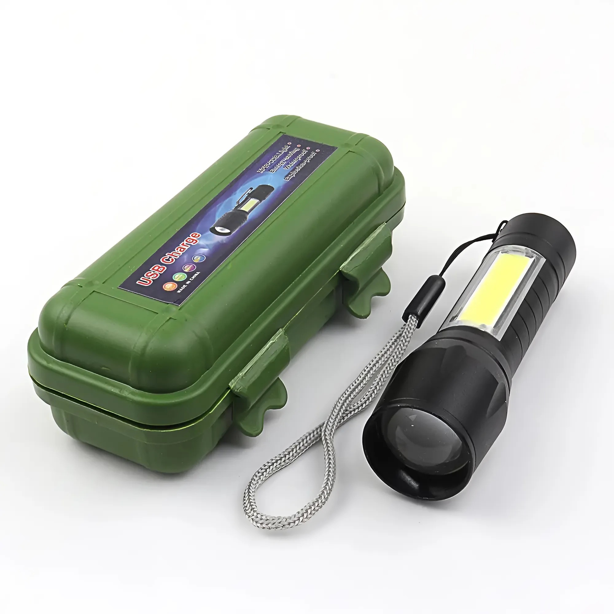 Betterimage.ai_1737202914836 513 - USB Şarj Edilebilir El Feneri - Siyah - Görsel 1